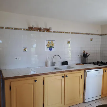 Ferienhaus Maison De Village Calme Et Agreable