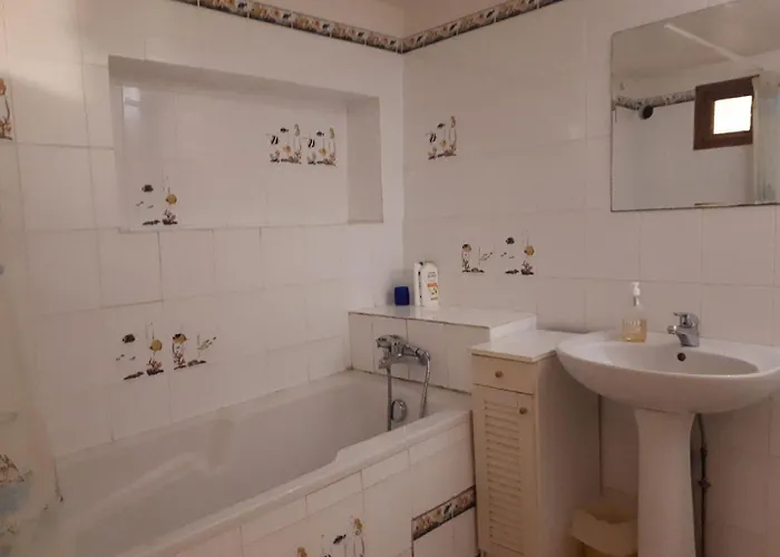 Maison De Village Calme Et Agreable Albitreccia