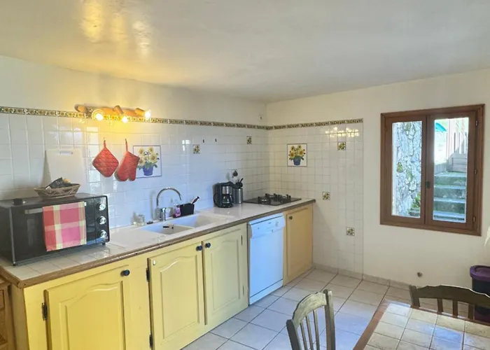 Holiday home Maison De Village Calme Et Agreable