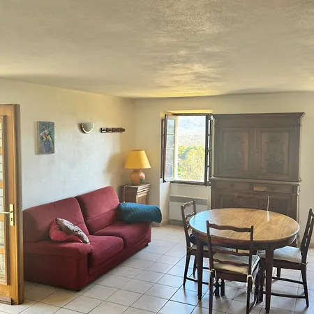 Maison De Village Calme Et *